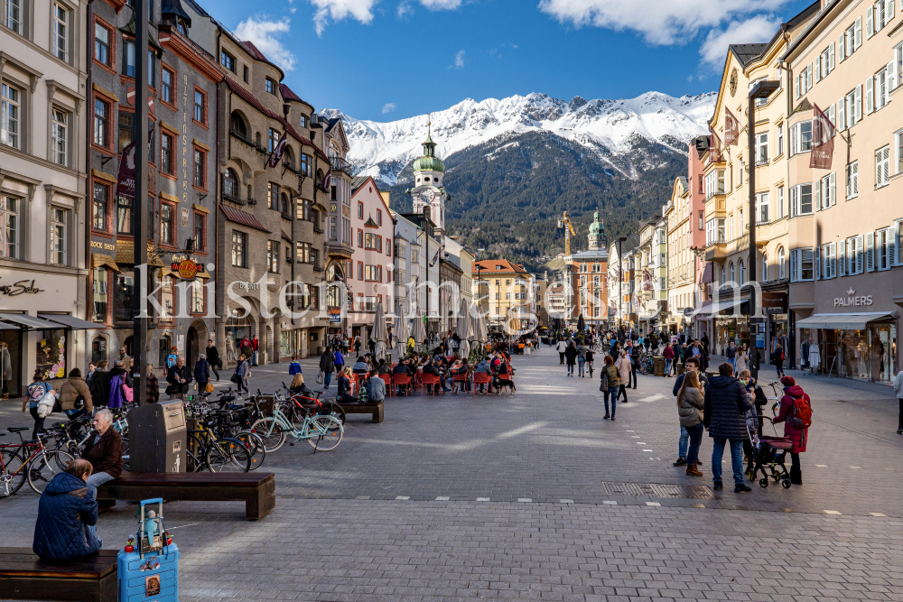 Maria-Theresien-Straße, Innsbruck, Tirol, Austria by kristen-images.com