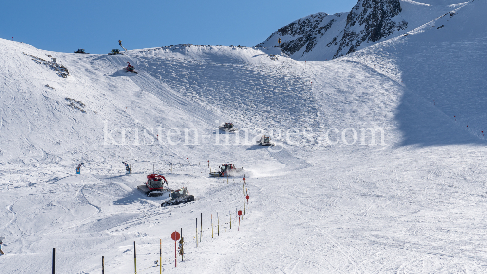 Pistenraupe / Stubaier Gletscher, Stubaital, Tirol, Austria by kristen-images.com