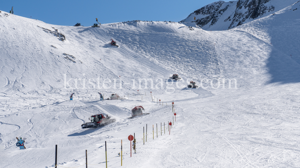 Pistenraupe / Stubaier Gletscher, Stubaital, Tirol, Austria by kristen-images.com