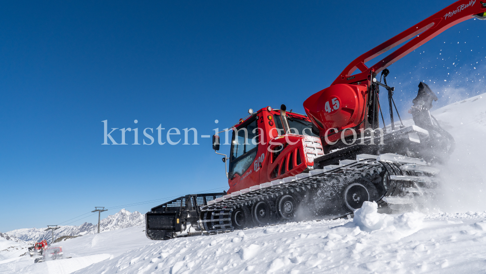 Pistenraupe / Stubaier Gletscher, Stubaital, Tirol, Austria by kristen-images.com