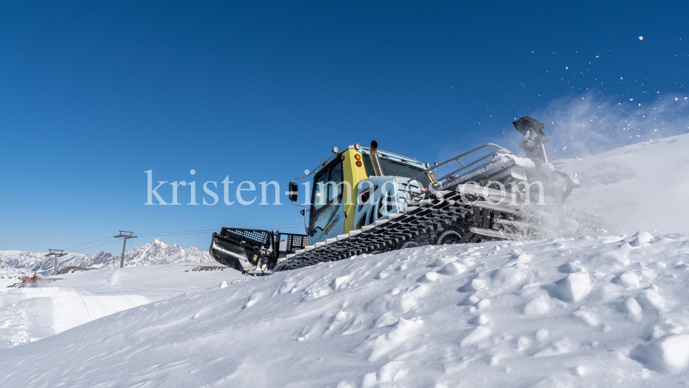 Pistenraupe / Stubaier Gletscher, Stubaital, Tirol, Austria by kristen-images.com