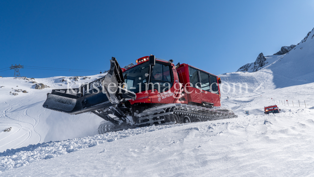 Pistenraupe / Stubaier Gletscher, Stubaital, Tirol, Austria by kristen-images.com