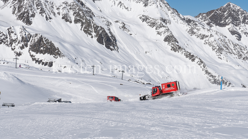 Pistenrettung / Stubaier Gletscher, Stubaital, Tirol, Austria by kristen-images.com