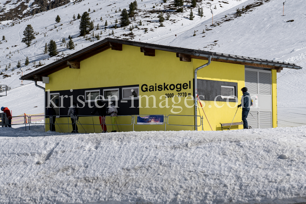 Gaiskogel Schlepplift / Kühtai, Tirol, Austria by kristen-images.com