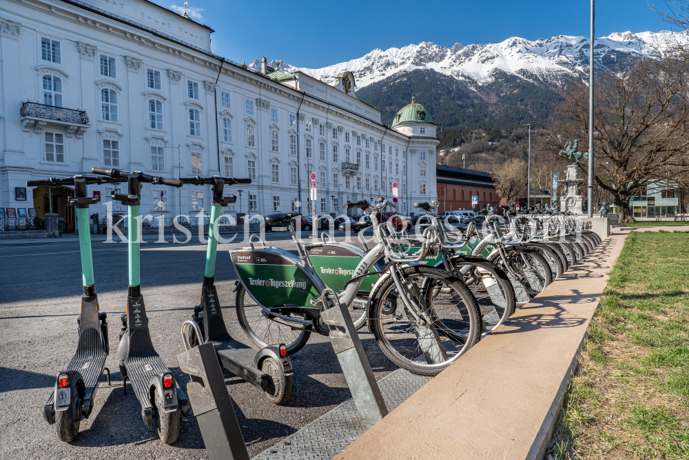 Stadtrad, E-Scooter / Rennweg, Innsbruck, Tirol, Austria by kristen-images.com