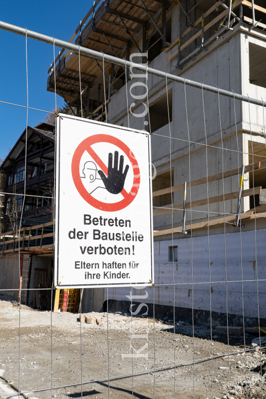 Baustelle / Igls, Innsbruck, Tirol, Austria by kristen-images.com