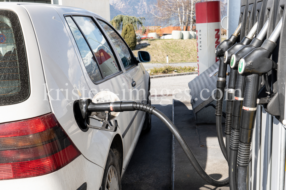 Tanken / Diesel / Tankstelle Aldrans, Tirol, Austria by kristen-images.com