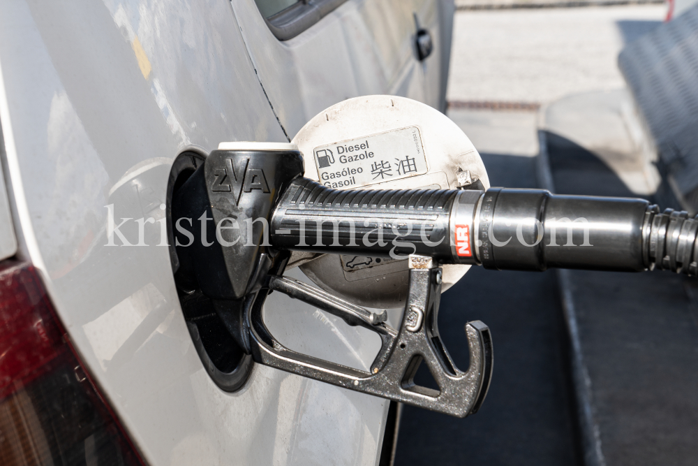 Tanken / Diesel / Tankstelle Aldrans, Tirol, Austria by kristen-images.com