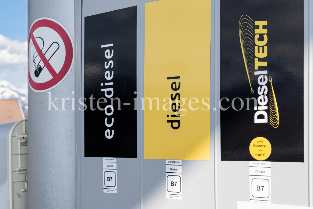 Tanken / Diesel / Tankstelle Aldrans, Tirol, Austria by kristen-images.com