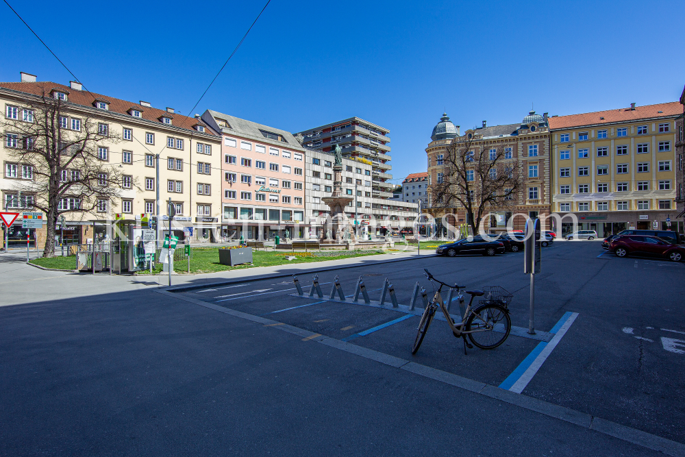 Bozner Platz, Rudolfsbrunnen / Innsbruck, Tirol, Austria by kristen-images.com