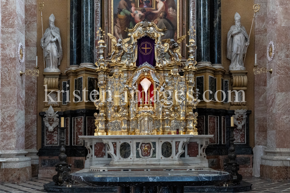 Dom zu St. Jakob in Innsbruck, Tirol, Austria / Osterwoche by kristen-images.com