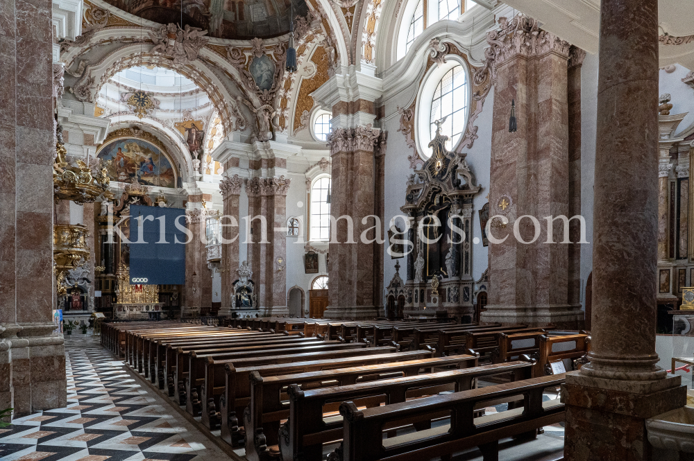 Dom zu St. Jakob in Innsbruck, Tirol, Austria / Osterwoche by kristen-images.com