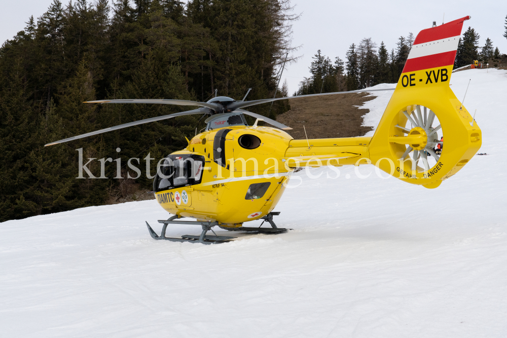 ÖAMTC Rettungshubschrauber / Notarzthubschrauber by kristen-images.com