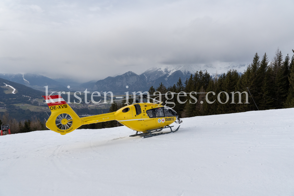 ÖAMTC Rettungshubschrauber / Notarzthubschrauber by kristen-images.com