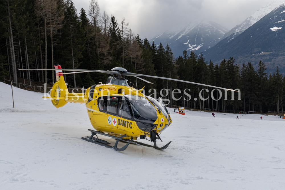 ÖAMTC Rettungshubschrauber / Notarzthubschrauber by kristen-images.com