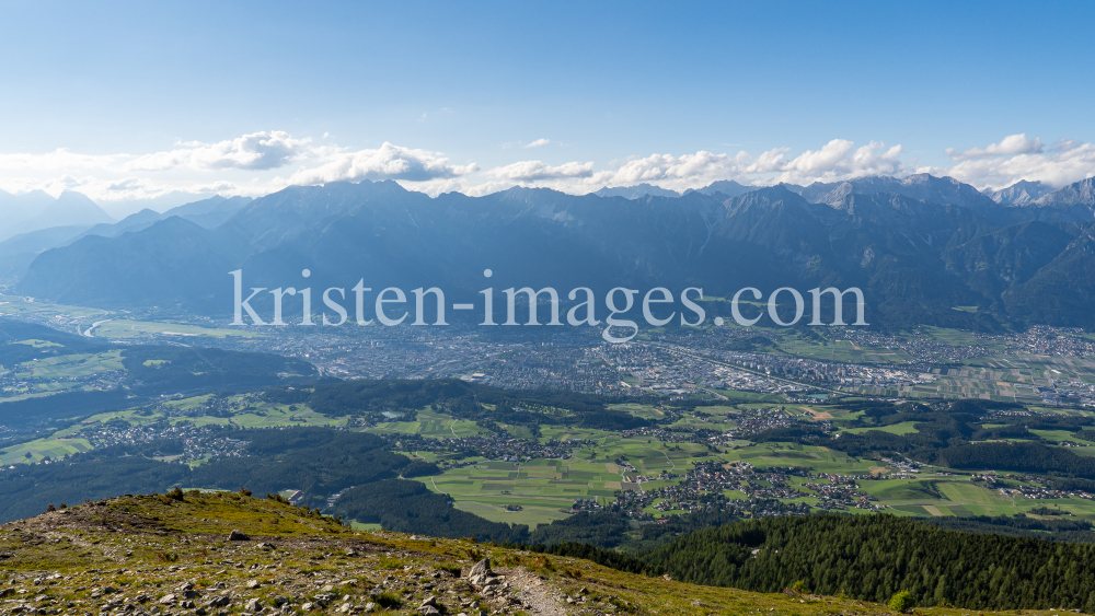 Blick vom Patscherkofel nach Innsbruck, Tirol, Austria by kristen-images.com