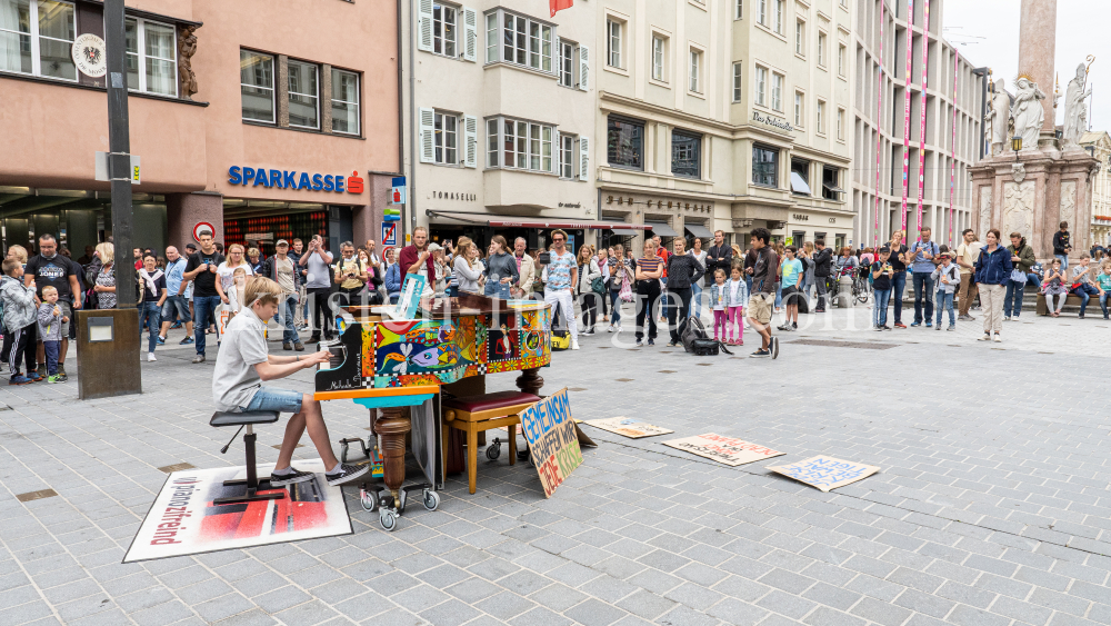 Open Piano / Maria-Theresien-Straße, Innsbruck, Tirol, Austria by kristen-images.com