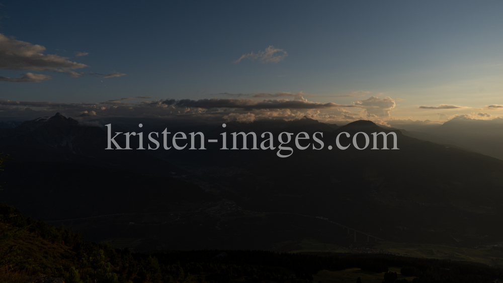 Stubaier Alpen, Tirol, Austria / Sonnenuntergang by kristen-images.com