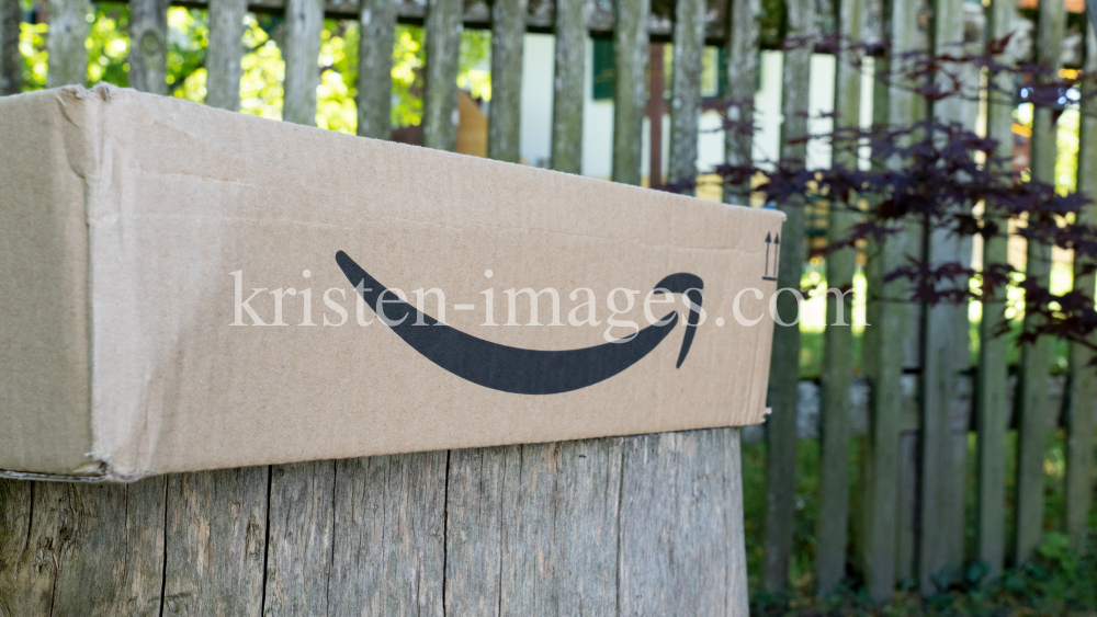 Amazon Prime Schachtel, Karton, Paket by kristen-images.com