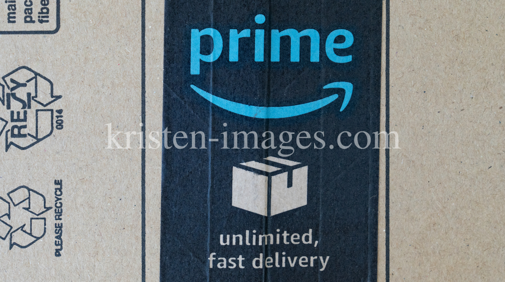 Amazon Prime Schachtel, Karton, Paket by kristen-images.com