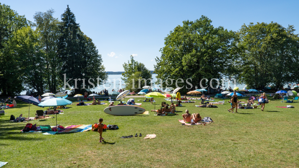 Erholungsgebiet Ambach, Starnberger See, Bayern, Deutschland by kristen-images.com