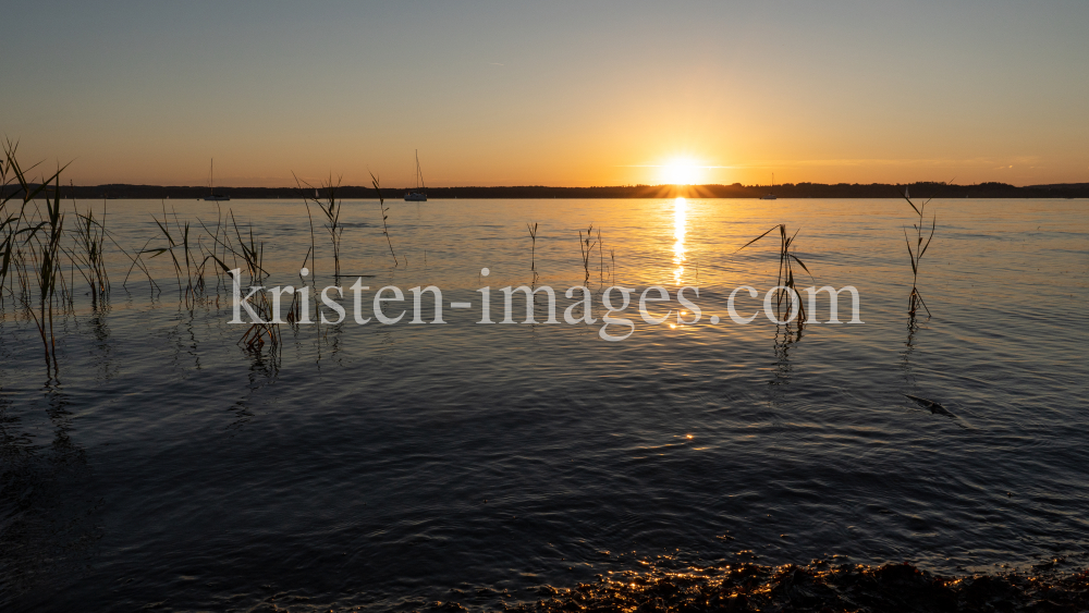 Erholungsgebiet Ambach, Starnberger See, Bayern, Deutschland by kristen-images.com