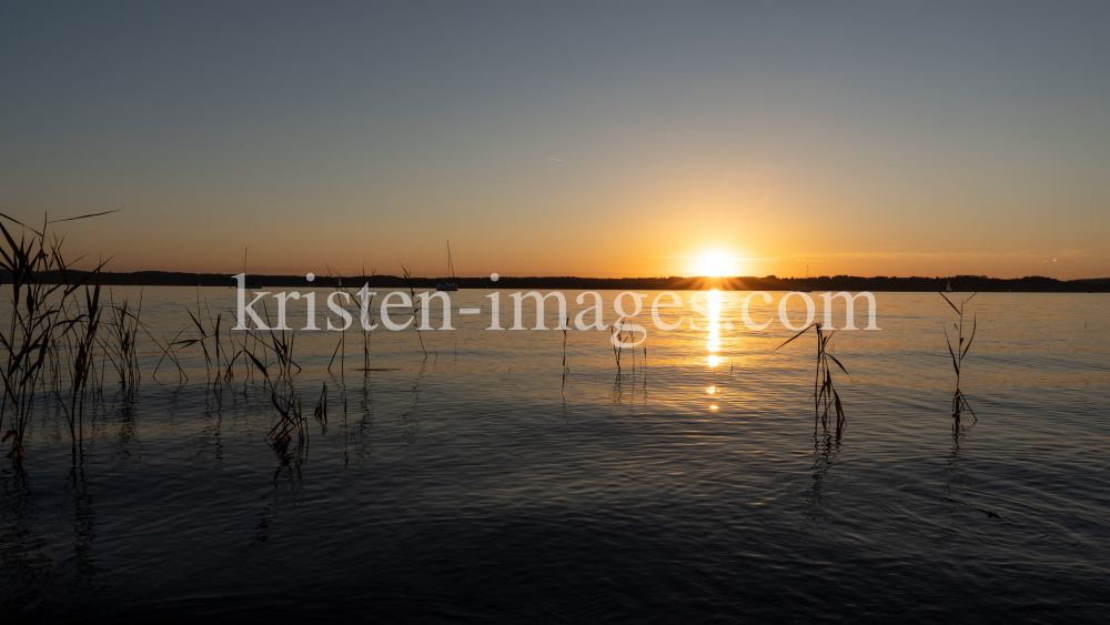 Erholungsgebiet Ambach, Starnberger See, Bayern, Deutschland by kristen-images.com