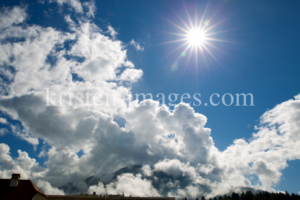 Wolken über dem Patscherkofel, Igls, Innsbruck, Tirol, Austria by kristen-images.com