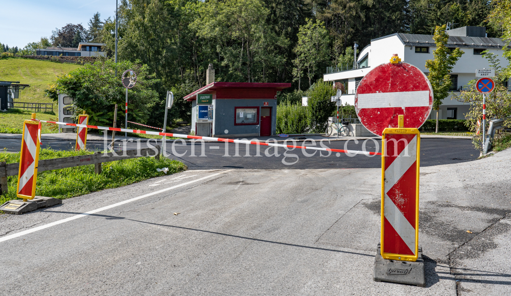 Straßensperre wegen Baustelle by kristen-images.com