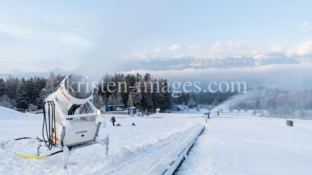 Schneekanonen / Heiligwasserwiese, Patscherkofel, Igls, Innsbruck, Tirol, Austria by kristen-images.com