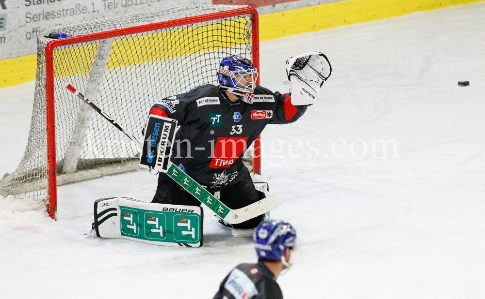 HC TWK Innsbruck-Die Haie - HCB Südtirol Alperia by kristen-images.com