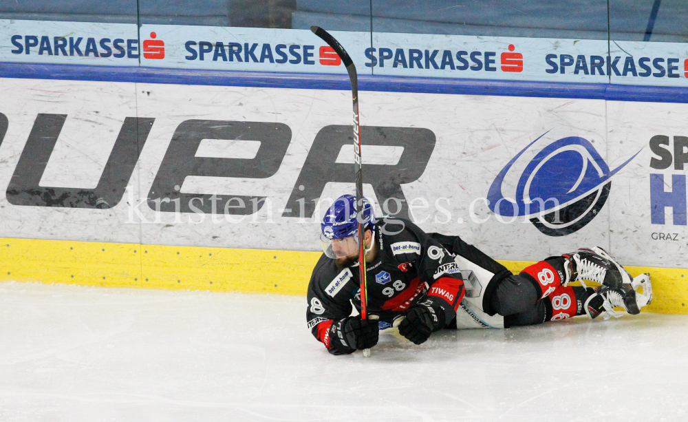 HC TWK Innsbruck-Die Haie - HCB Südtirol Alperia by kristen-images.com