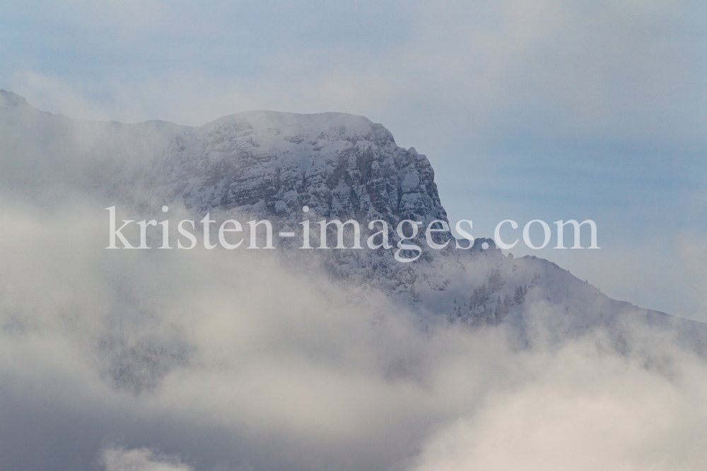 Pfriemeswand, Nockspitze oder Saile, Stubaier Alpen, Tirol, Austria by kristen-images.com