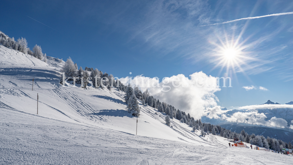 Skipiste Patscherkofel, Tirol, Austria by kristen-images.com