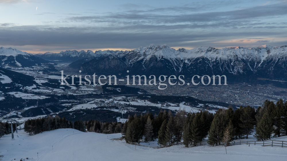Blick von der Bergstation Patscherkofelbahn, Patscherkofel, Innsbruck, Tirol, Austria by kristen-images.com