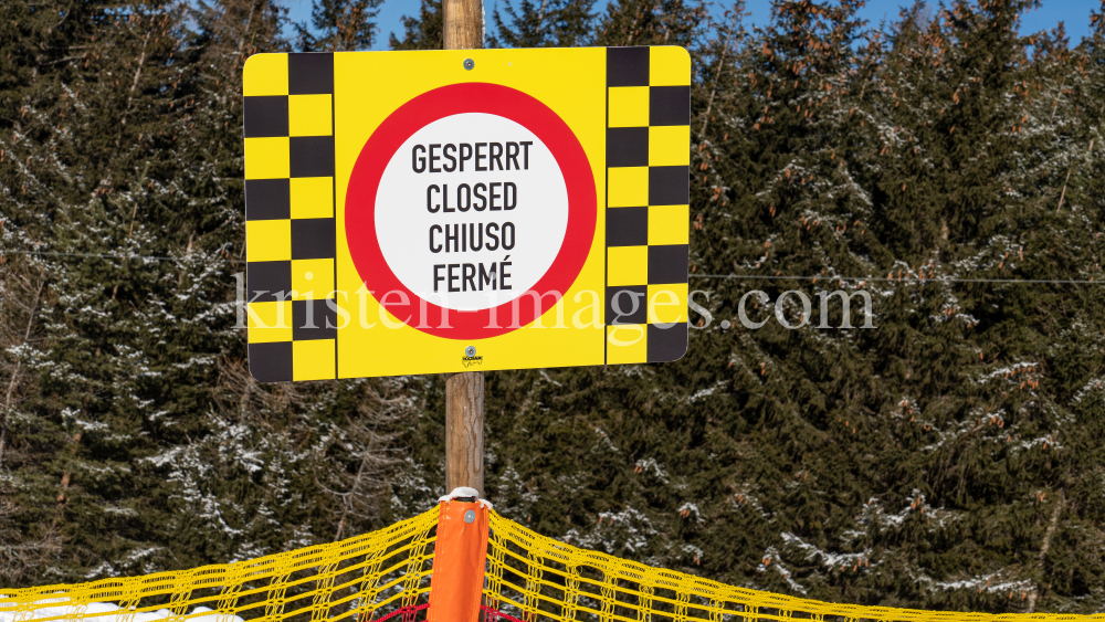 Skipiste gesperrt / Patscherkofel, Tirol, Austria by kristen-images.com