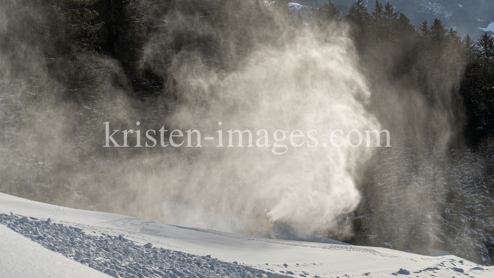 Schneekanonen / Patscherkofel, Tirol, Austria by kristen-images.com