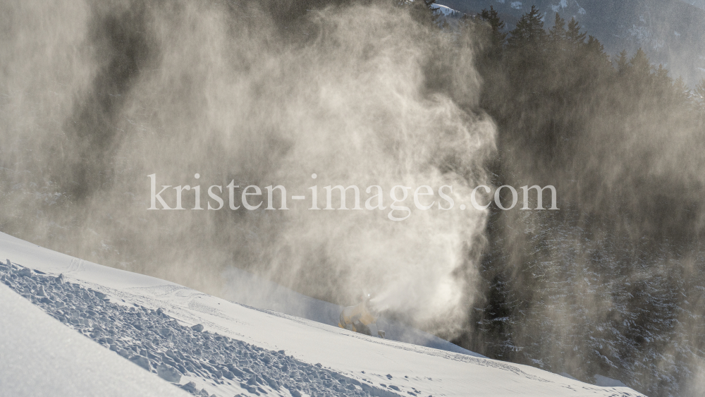 Schneekanonen / Patscherkofel, Tirol, Austria by kristen-images.com