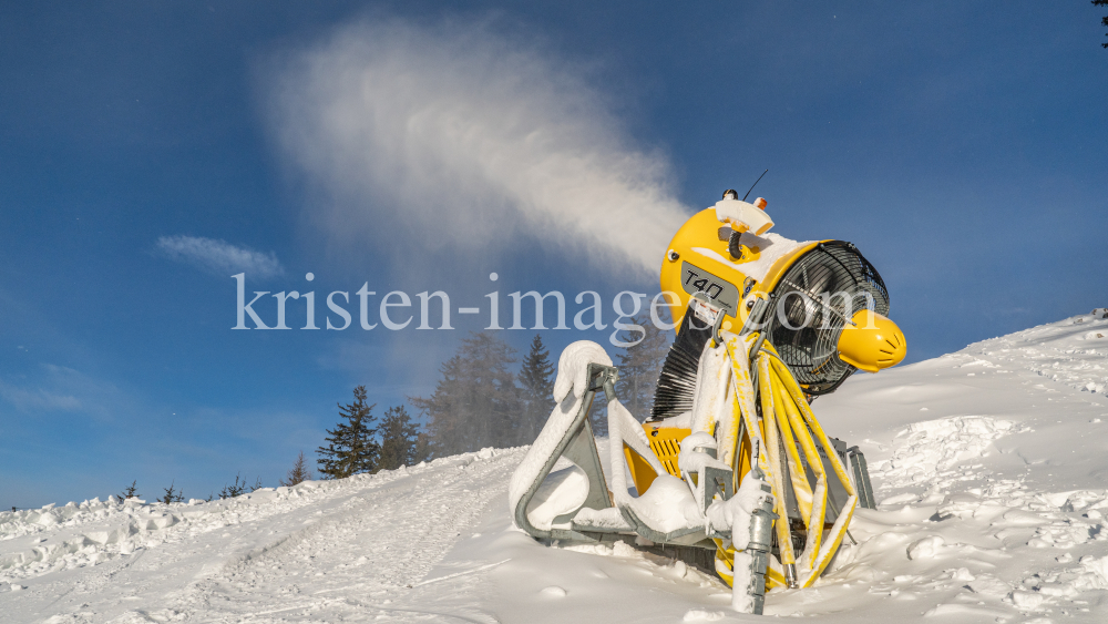 Schneekanonen / Patscherkofel, Tirol, Austria by kristen-images.com