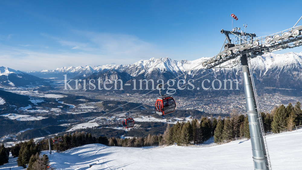 Gondeln Patscherkofelbahn / Patscherkofel, Tirol, Austria by kristen-images.com
