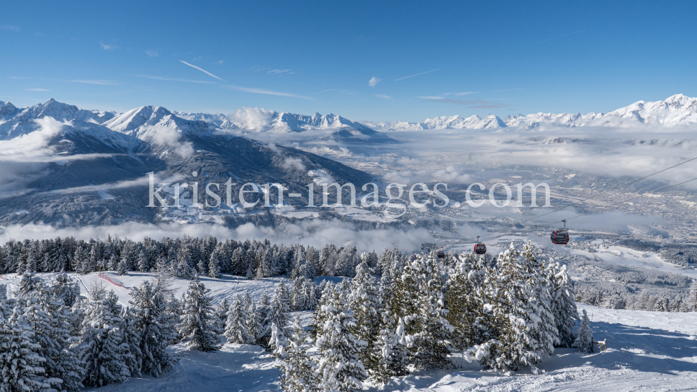 Blick vom Patscherkofel in das Inntal, Tirol, Austria by kristen-images.com