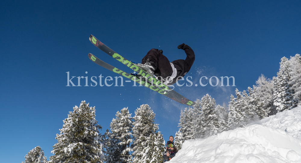 Freestyle-Skiing, Snowboarding / Patscherkofel, Tirol, Austria by kristen-images.com