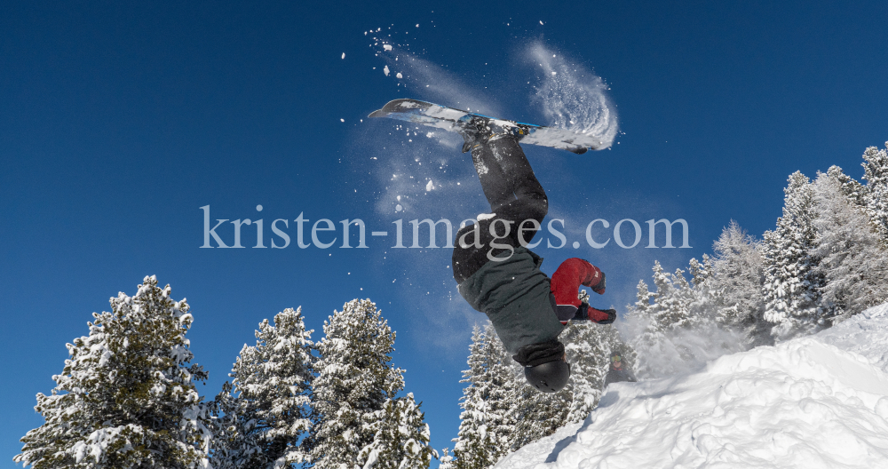 Freestyle-Skiing, Snowboarding / Patscherkofel, Tirol, Austria by kristen-images.com