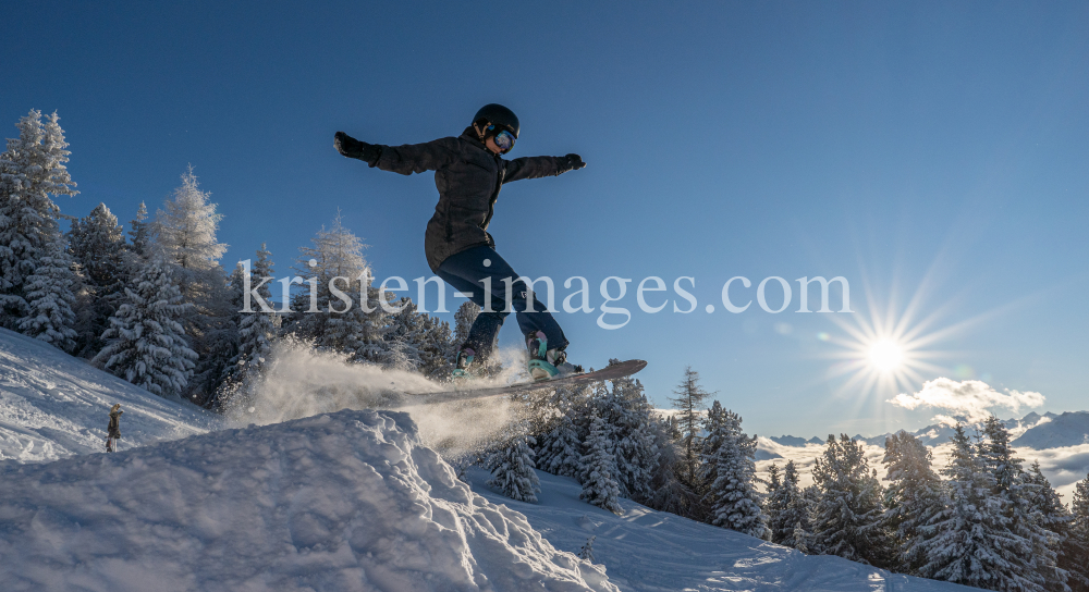 Freestyle-Skiing, Snowboarding / Patscherkofel, Tirol, Austria by kristen-images.com