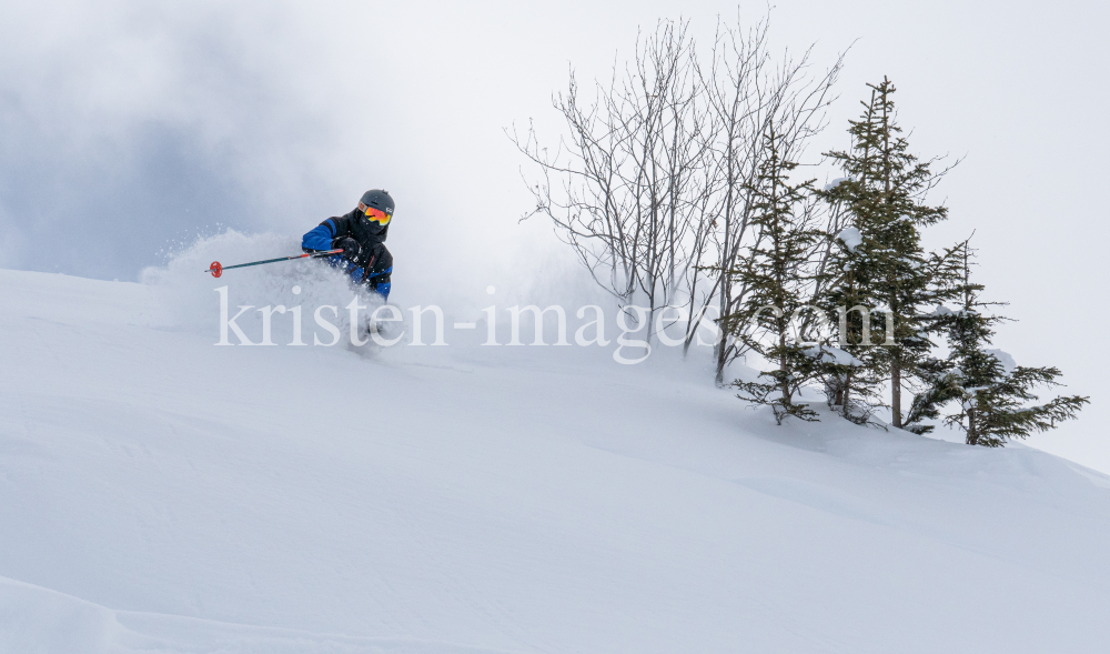 Tiefschneeskifahrer / Skizentrum Schlick 2000, Stubaital, Tirol, Austria by kristen-images.com