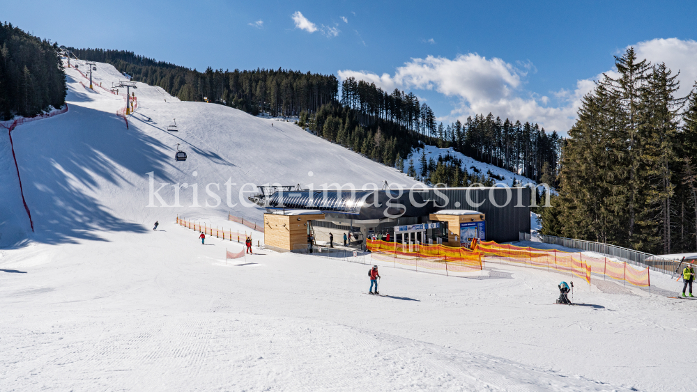 Skigebiet Glungezer, Tirol, Austria by kristen-images.com