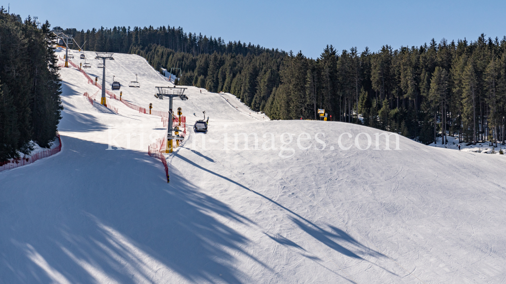 Skigebiet Glungezer, Tirol, Austria by kristen-images.com