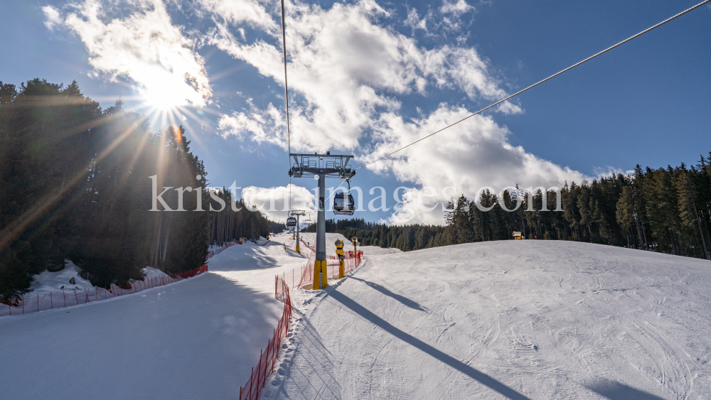 Skigebiet Glungezer, Tirol, Austria by kristen-images.com