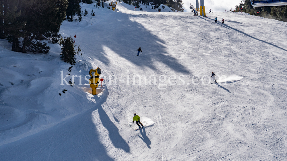 Skigebiet Glungezer, Tirol, Austria by kristen-images.com