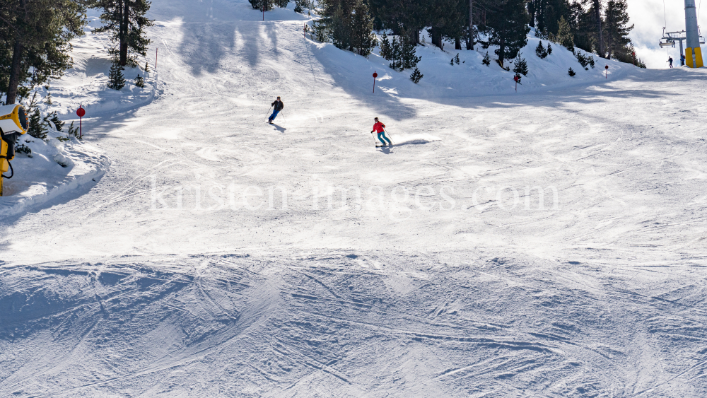 Skigebiet Glungezer, Tirol, Austria by kristen-images.com